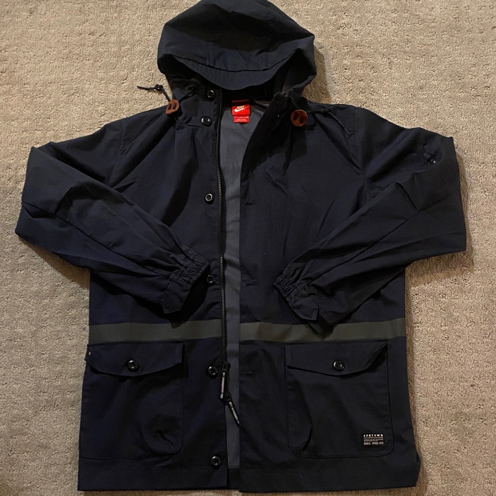 Nike Men's Navy Raincoat